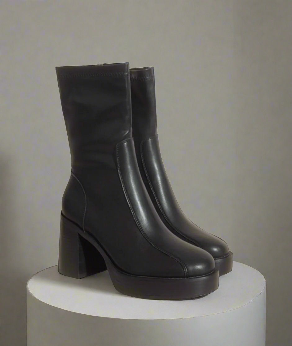 The Josephine Platform Short Boot | Black - The Sassy Rack