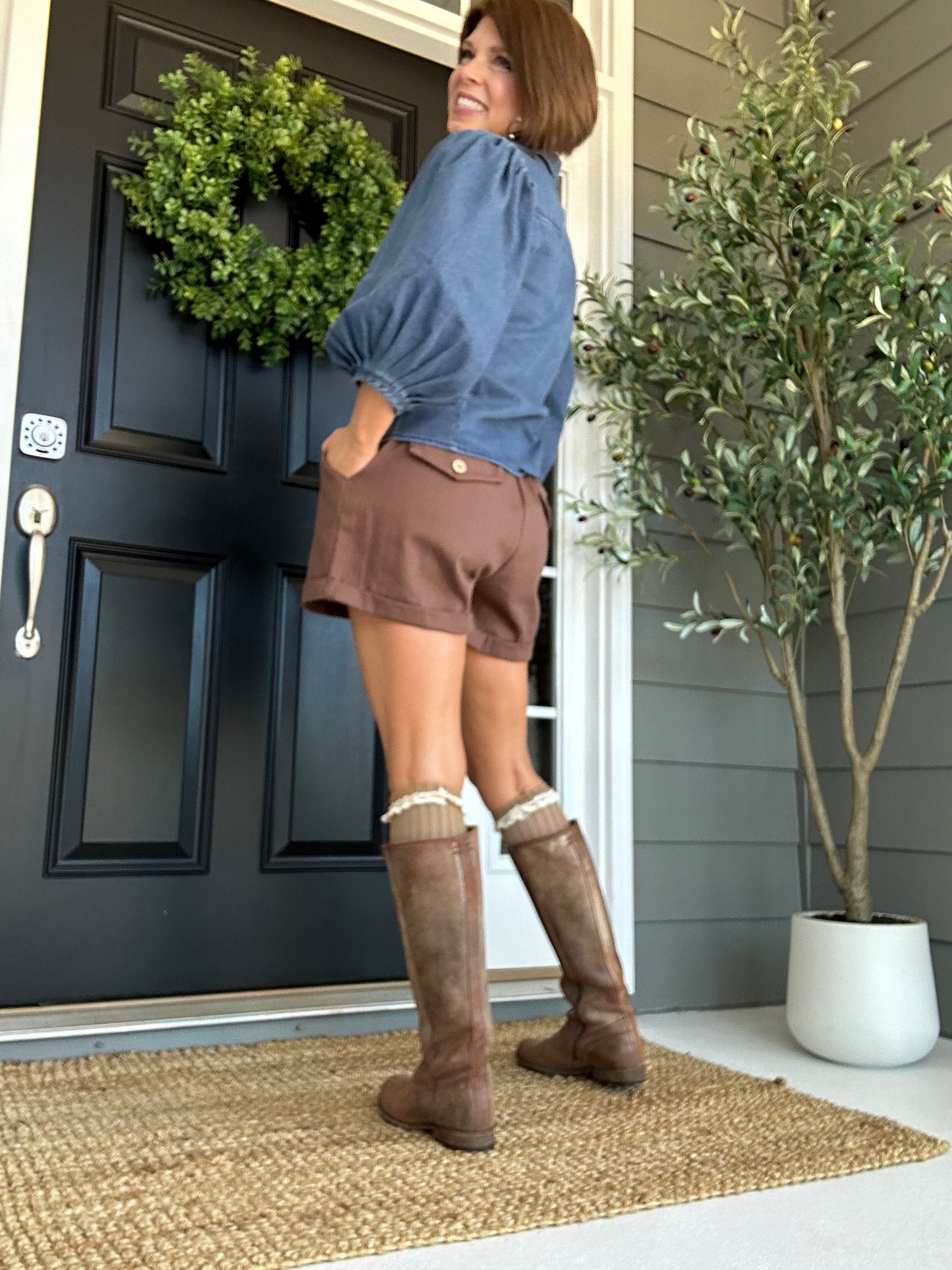 The Weekend Cuffed Short | Brown