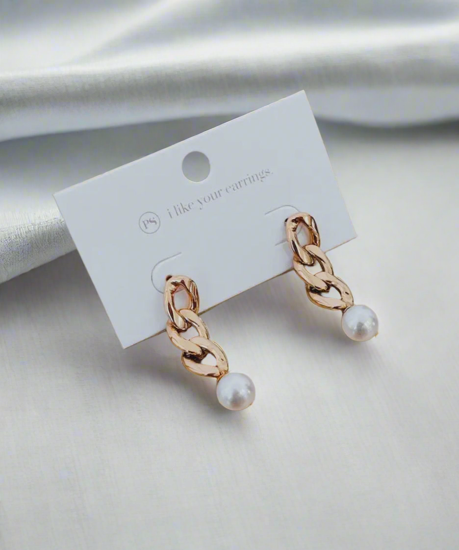 *LAST ONE* Twirling Pearl Gold Chain Drop Earrings | Waterproof - The Sassy Rack