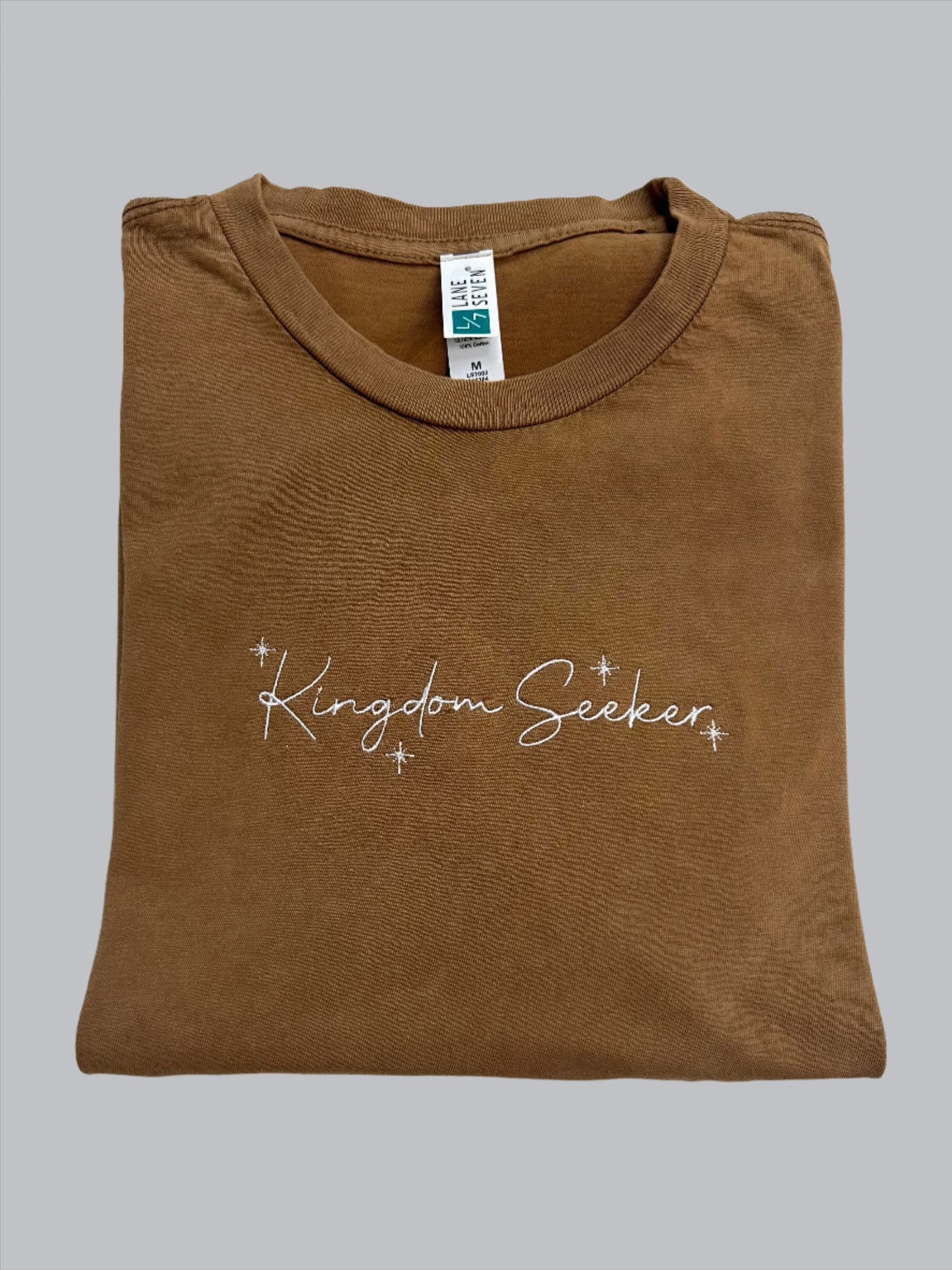 Embroidered Kingdom Seeker Tee | Coffee