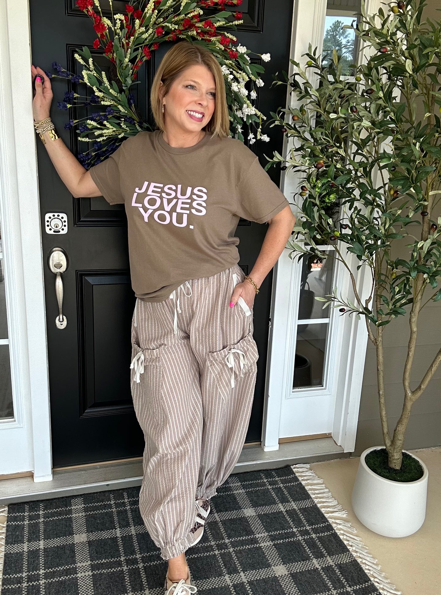 Jesus Loves You Tee | Mocha/Blush