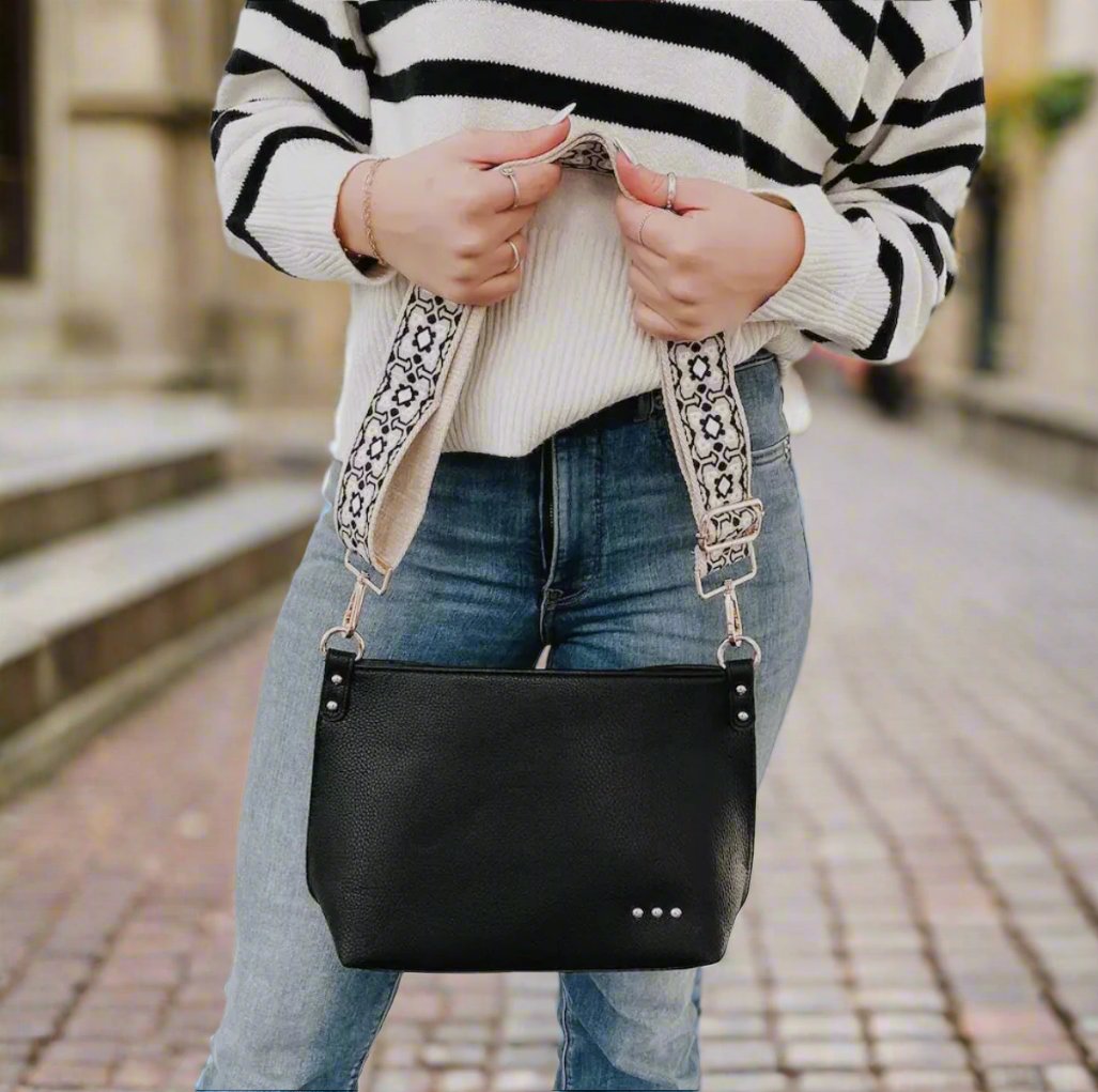 Cora Hobo Bag | Black