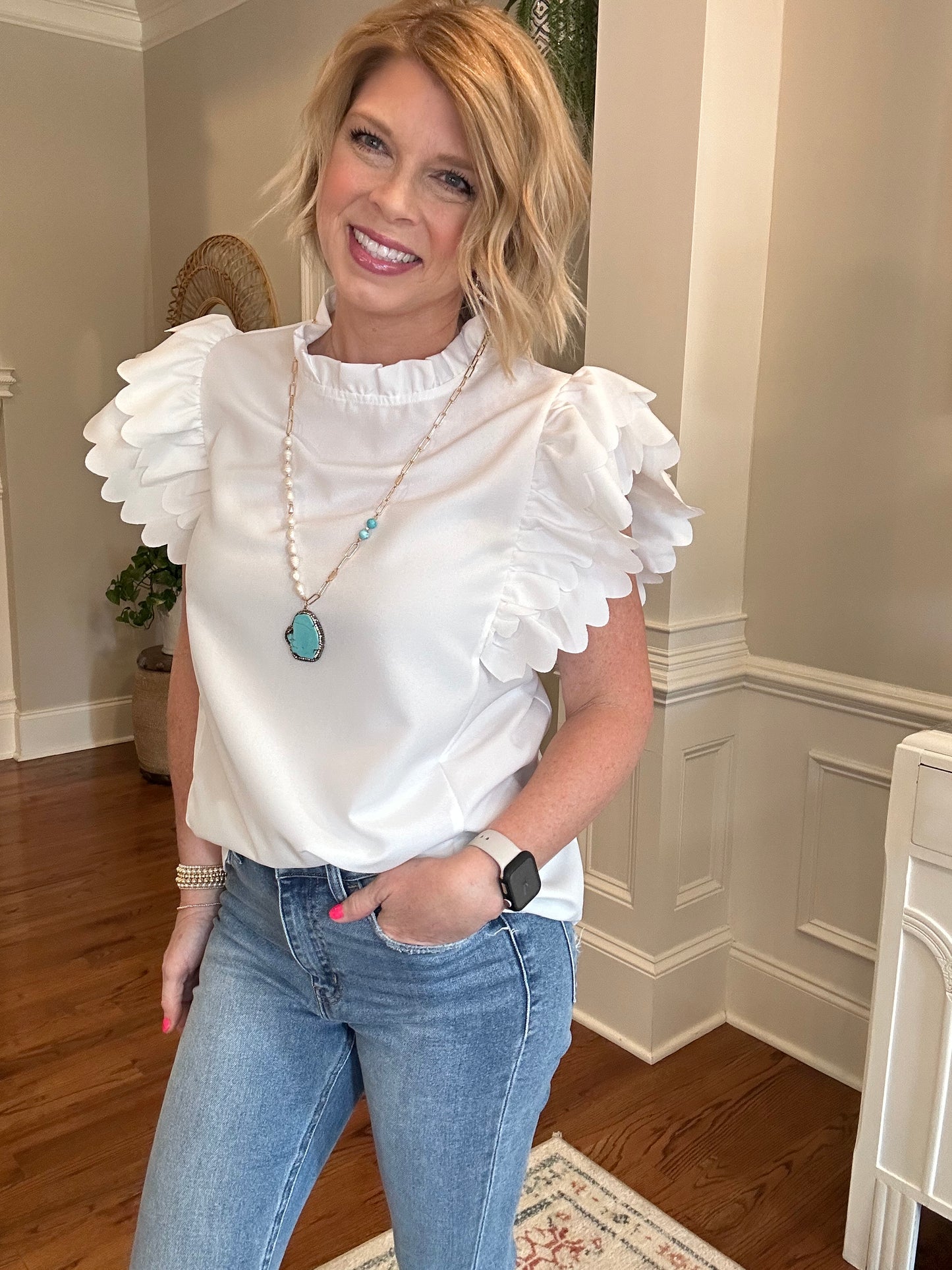 Scalloped Flutter Sleeve Top | White