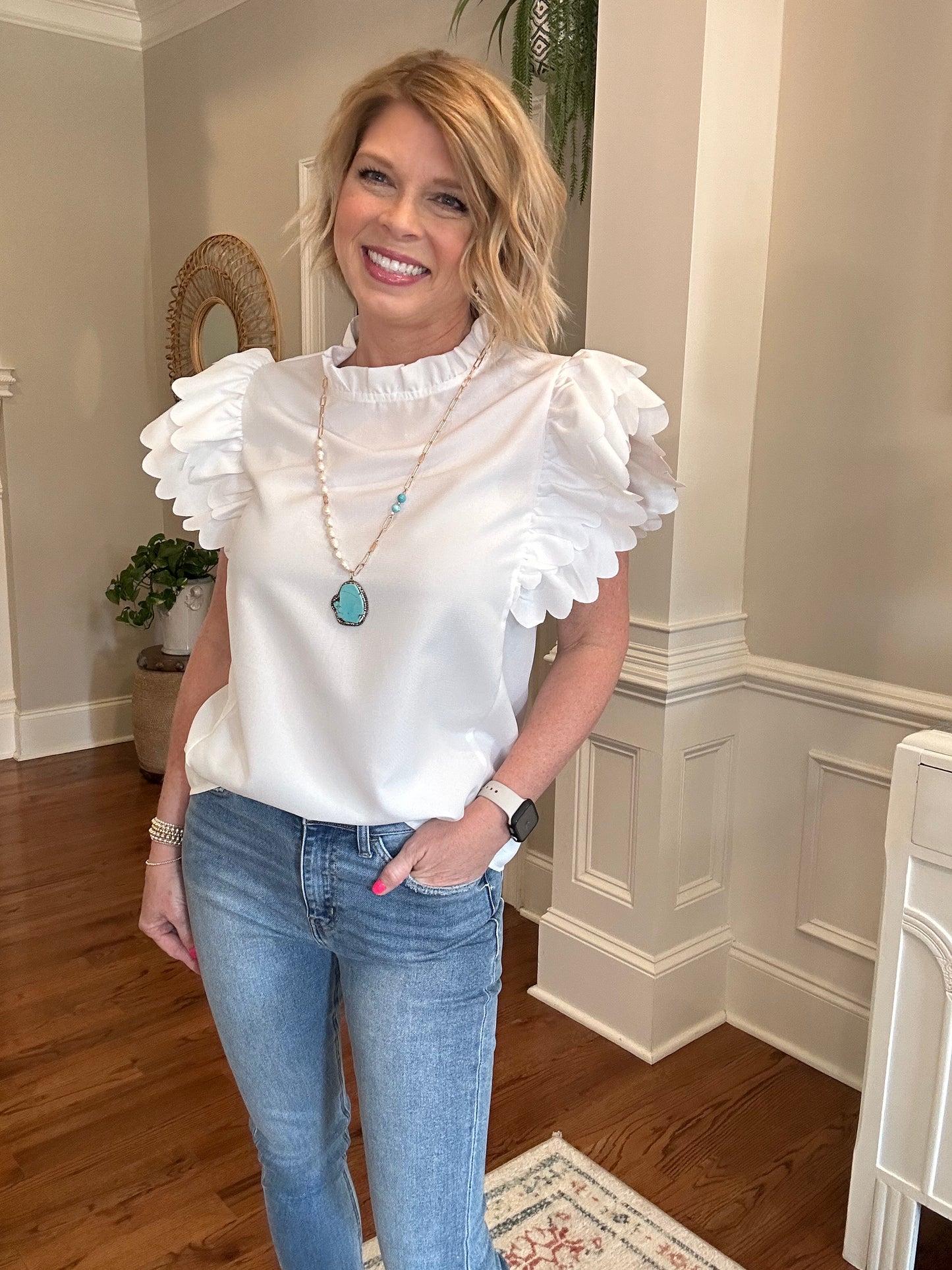 Scalloped Flutter Sleeve Top | White