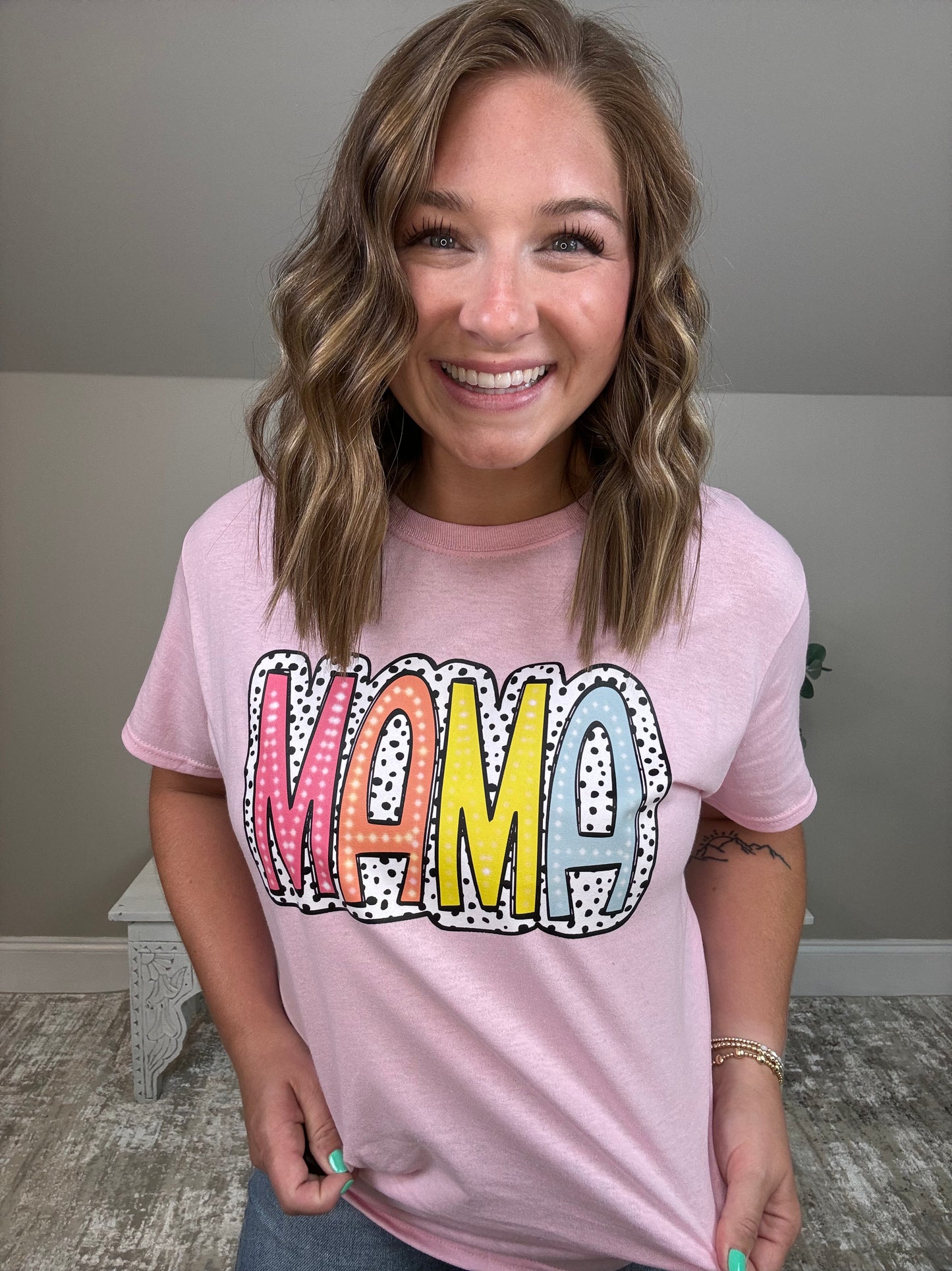 Mama Tee | 2 Colors - The Sassy Rack